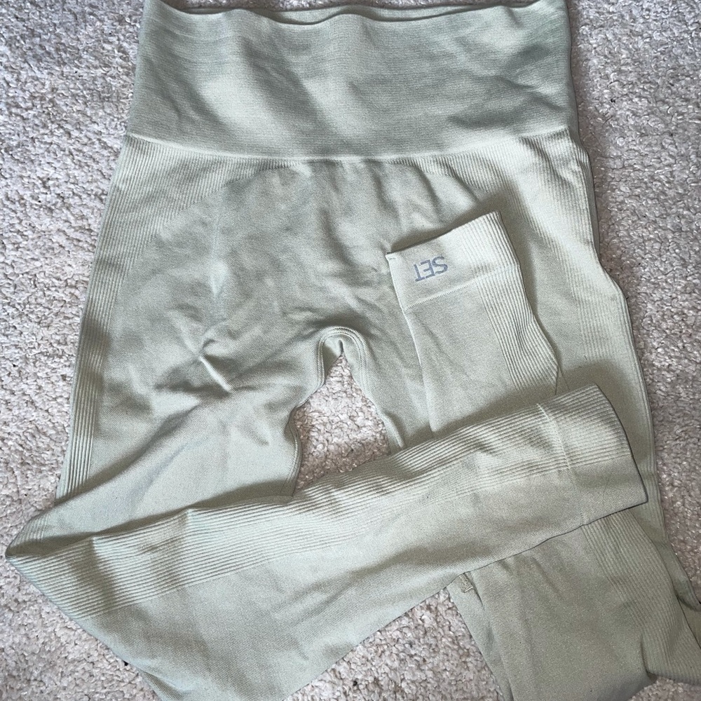 Set active chai latte leggings